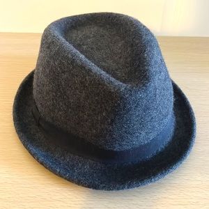 JoeFresh wool fedora hat. Size S/M. New, never worn. Circumference 21 3/4 inch